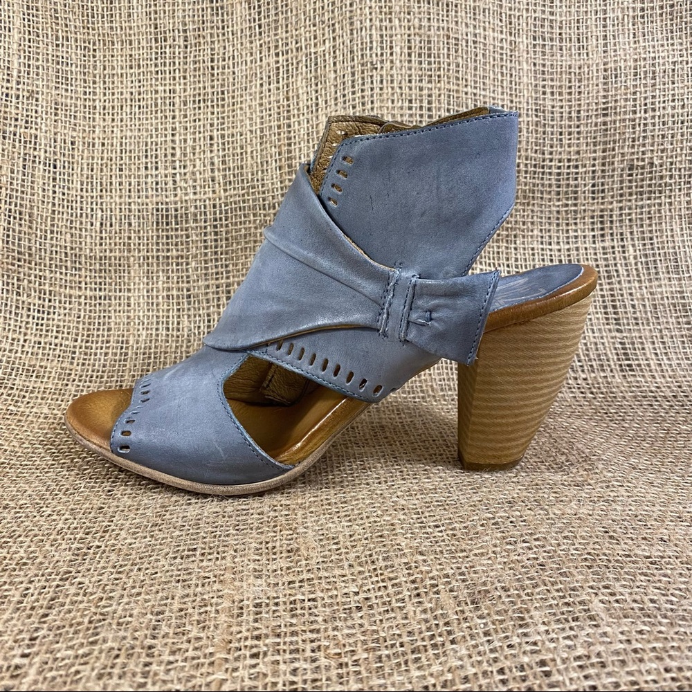 🛑SOLD🛑  Miz Mooz Sandals Heel Becca Zip Size 9.5 -10 EU 41 - Picture 3 of 10